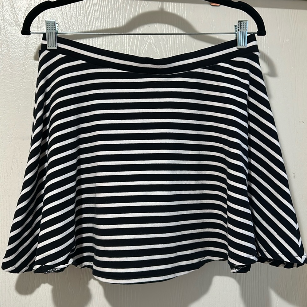 Aeropostale Black and White Striped Skirt